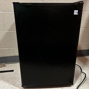 Cyclopentane Refrigeration Unit - Black